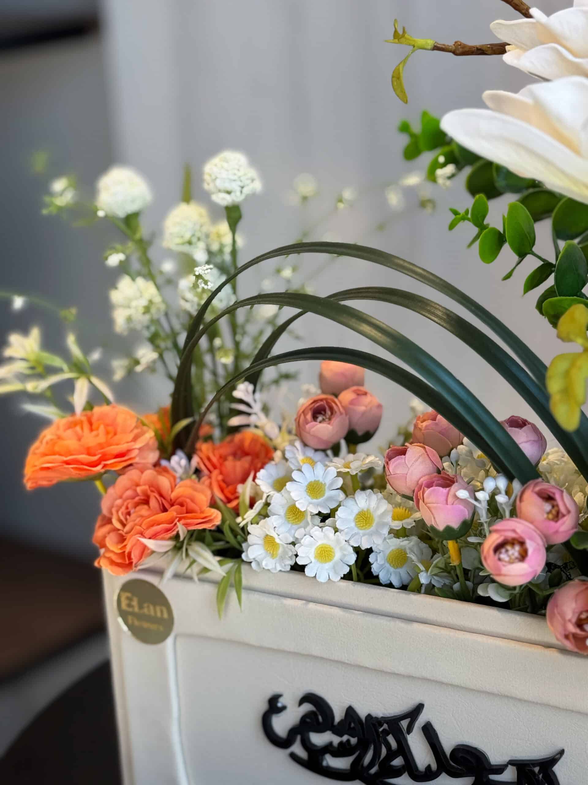 Magnolia Flower Bouquet - Image 2