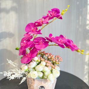 اناء الزهور الفريده